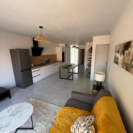 Maison 2 Chambres, 6 Couchages Médis