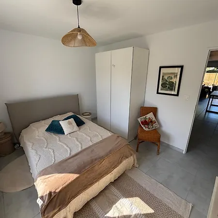 Maison 2 Chambres, 6 Couchages 度假居 Médis