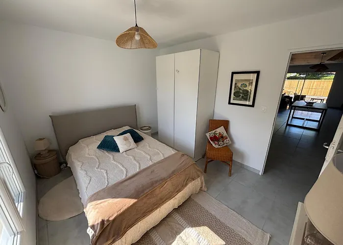 Maison 2 Chambres, 6 Couchages Holiday home Medis