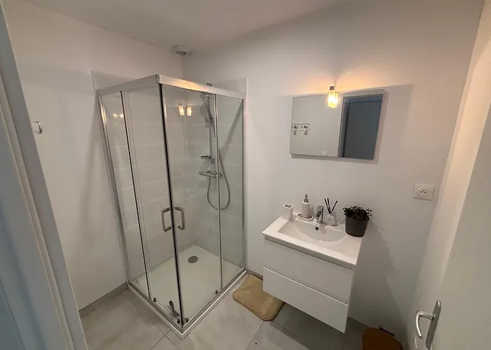 Holiday home Maison 2 Chambres, 6 Couchages Medis